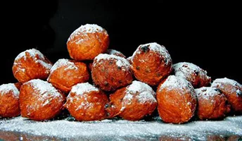Afbeelding: Smoutebollen en verwenbordjes