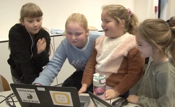 Afbeelding: Coderdojo leert jongeren programmeren